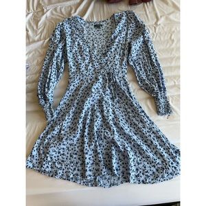 Wild fable teacup summer dress. With wrap around strings